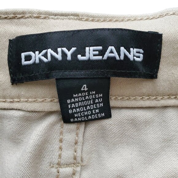 DKNY NWT Bermuda Shorts Chino Tan Color Brushed Cotton Bland Stretchy Size 4 - Picture 7 of 12